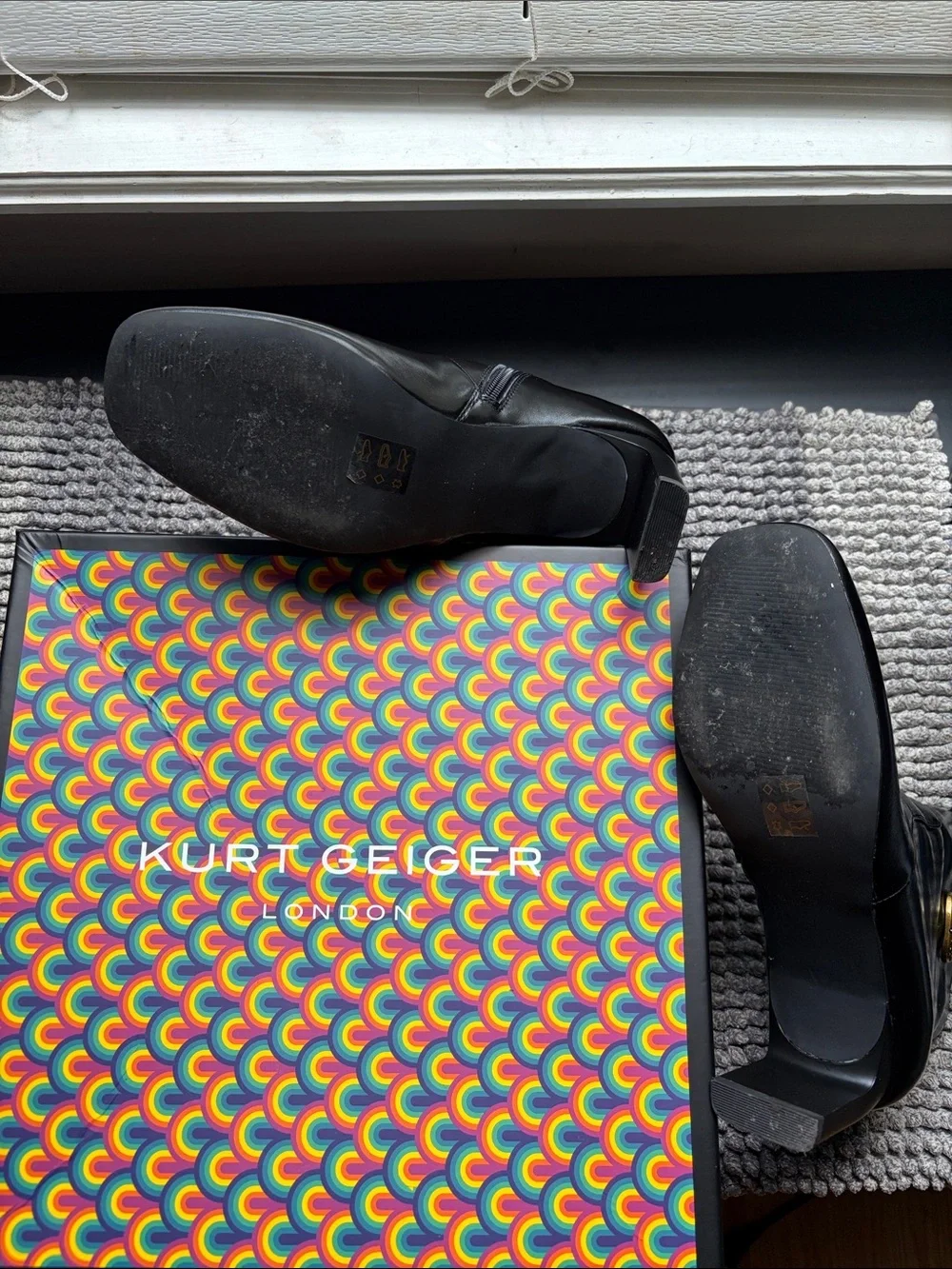Kurt Geiger sleek black